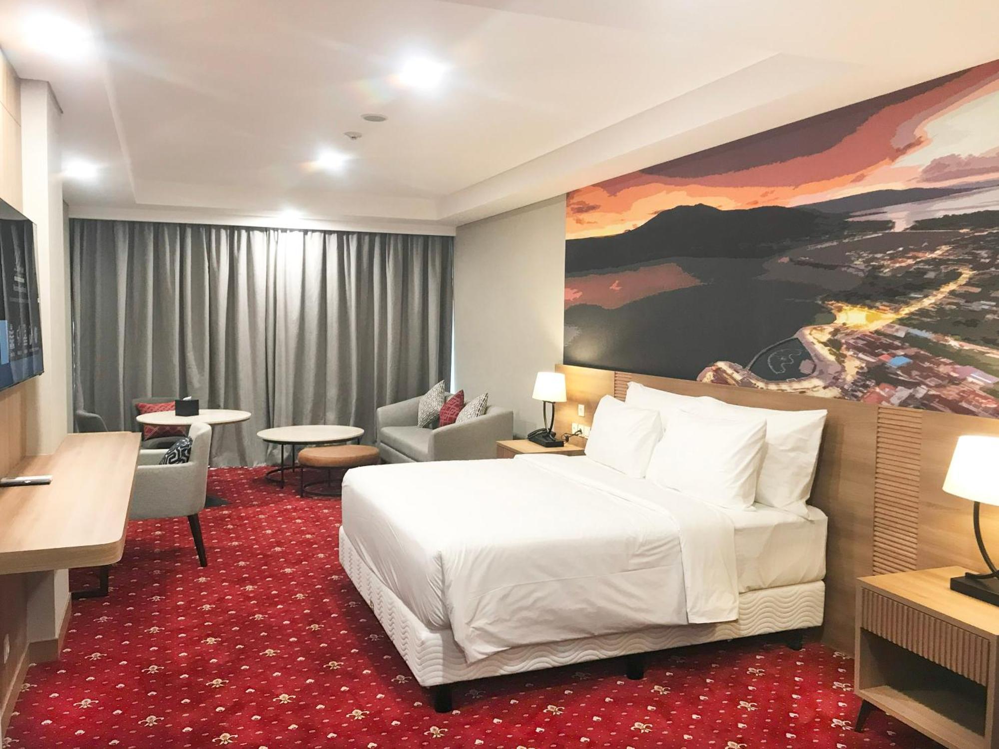 Labersa Hotel & Convention Center Samosir Sinapuran 외부 사진