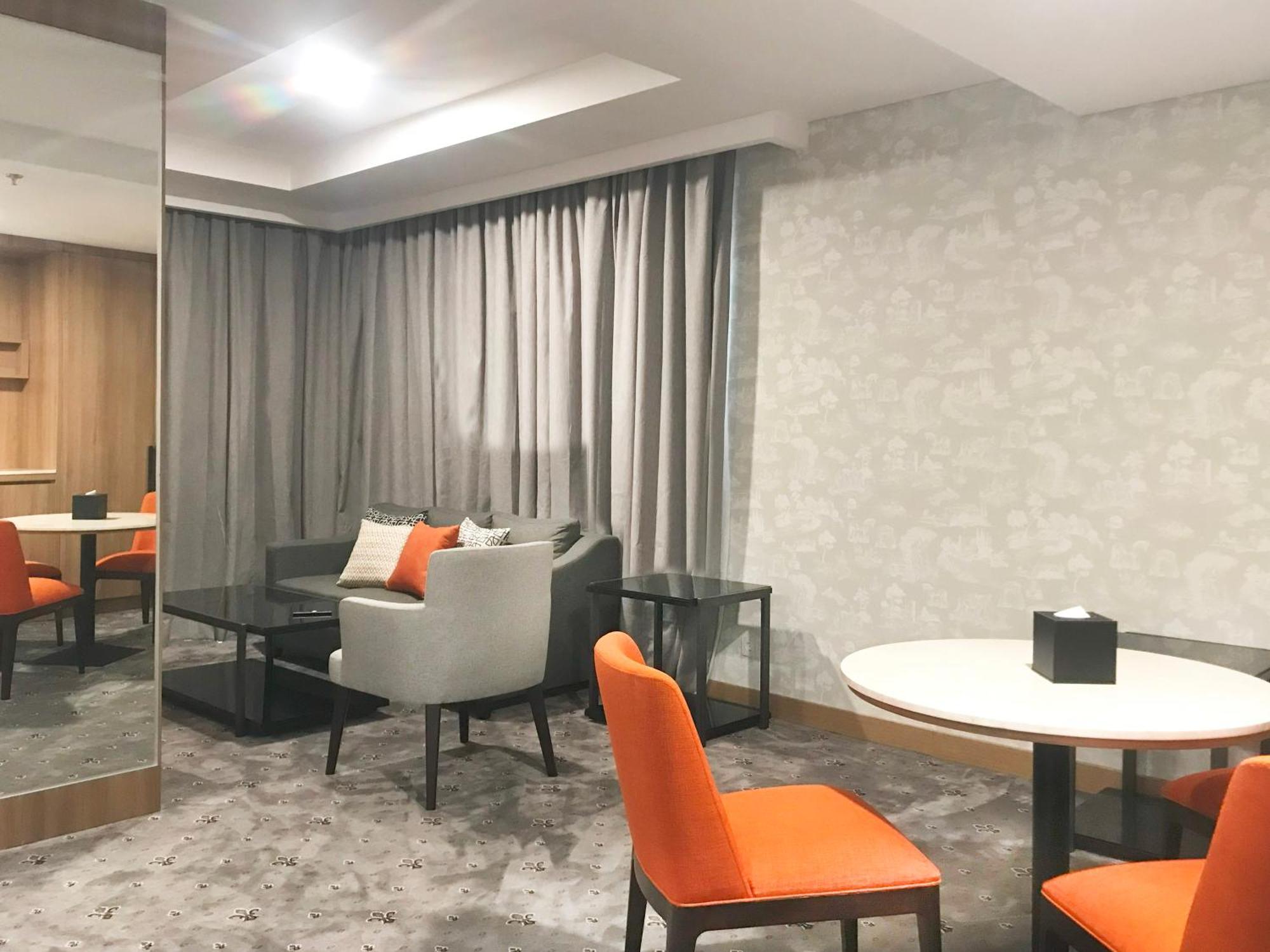 Labersa Hotel & Convention Center Samosir Sinapuran 외부 사진