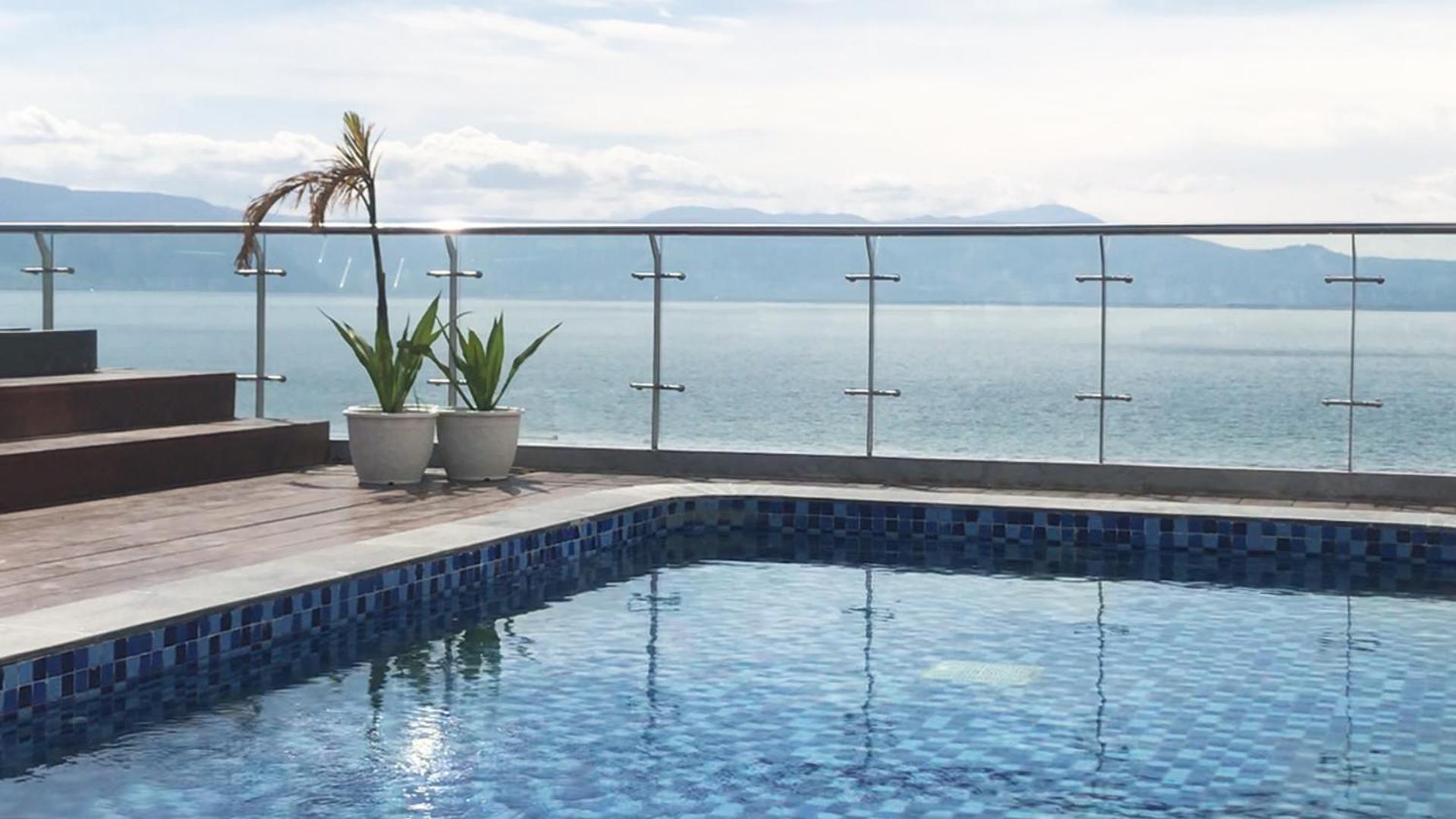 Labersa Hotel & Convention Center Samosir Sinapuran 외부 사진